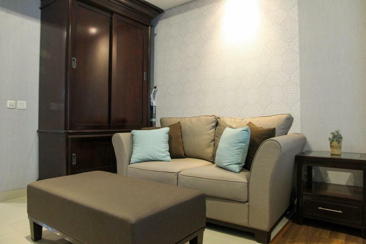 Elegant 1Br Kemang Village Apartment By Travelio جاكرتا المظهر الخارجي الصورة